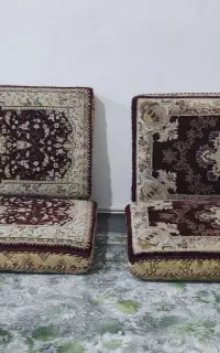 10عدد پشتی پنبه با فرش همرنگ.