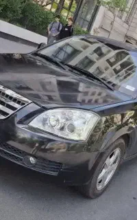 ام وی ام ۵۳۰ سالم بی رنگ