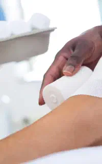 کلینیک درمان زخم و پرستاری در منزل