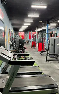 سرویس و نصب دستگاههای باشگاه بدنسازی