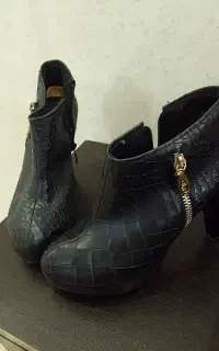 نیم بوت