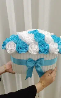 باکس و دسته گل روبانی زیبا