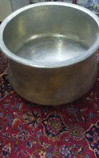 دیگ مسی قدیمی نو