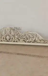 تاج چوبی. پرده