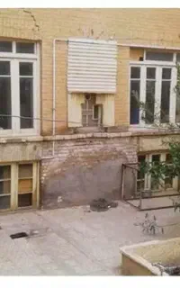 خانه قابل نشیمن دو طبقه در مرکز شهر