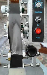 دستگاه تاریخ زن دستی