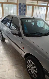 پژو ۴۰۵ خانگی درحددارای رینگ شاسیها سالم