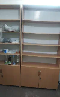 دو عدد کتابخانه