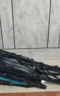 کالسکه دلیجان تاشو، رنگ آبی‌فیروزه‌ای