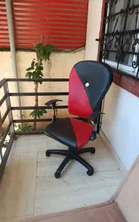 صندلی چرخدار و مبل تختخواب شو
