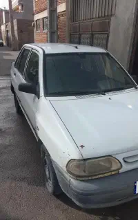 ماشین پرایدسفیدمدل86
