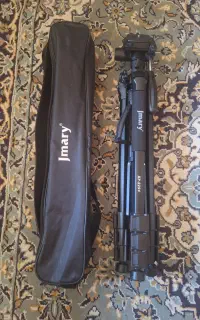 سه پایه دوربین