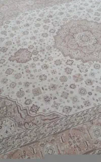 یک عدد فرش نه متری