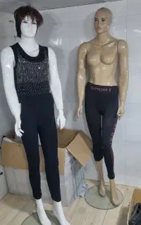 مانکن تمام قد