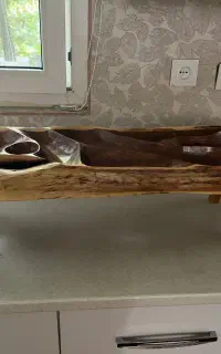 میز مزه و دو عدد ظرف چوبی خاص