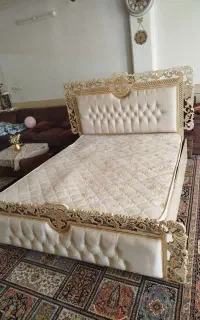 تخت‌وتشک‌