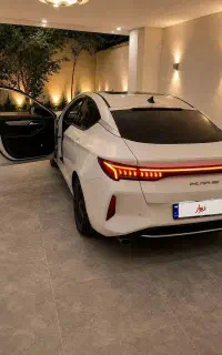 کی ام سی j7 مدل ۱۴۰۳