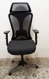 صندلی گیمینگ مدیریتی توری برند اسطوره‌ نونو
