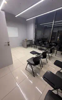تجهیزات کامل دفترکار یا آموزشگاه