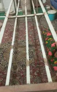 تخت آهنی