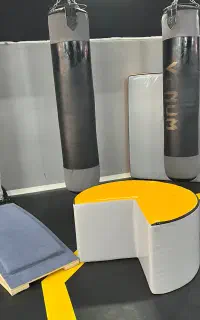 مربی ژیمناستیک