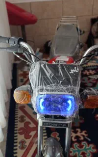 ۲۰۰