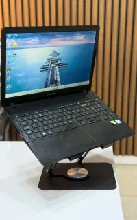 لپتاپ سامسونگ گرافیک دار با ۱۲۵۶ گیگ‌حافظه