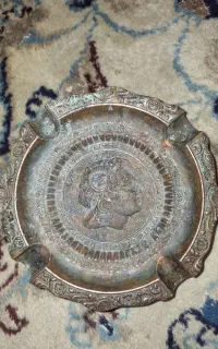 زیرسیگاری برنزی