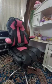 صندلی گیمینگ و صندلی کمپینگ و مادر بزرگ