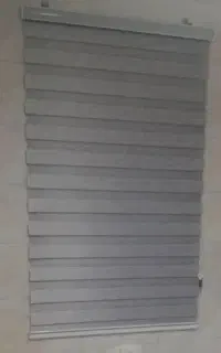 پرده زبرا در حد نو