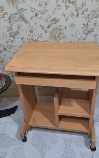 میز کامپیوتر