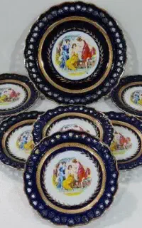 ظروف سرمه ای سه دختر