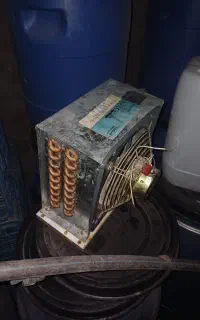 کندانسور دوخروجه