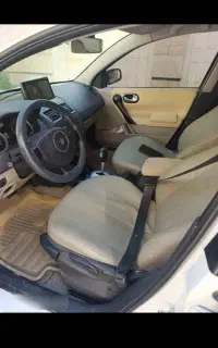 مگان 2000