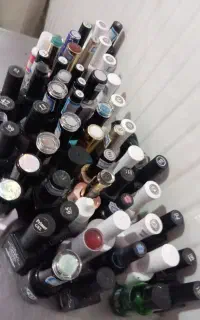 وسایل ناخن در حد نو  کیف کار کرده
