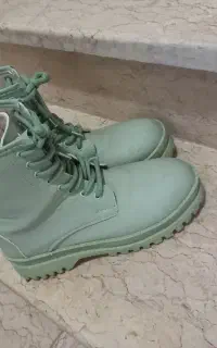 بوت سایز ۴۰ و کیف