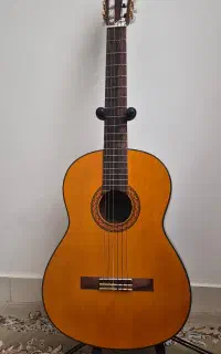 فروش گیتار Yamaha c70