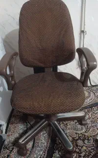 میزکامپیوتر و صندلی چرخدار
