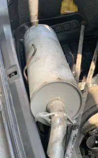اگزوز۲۳۰ رم ایرxu7 دریچه گاز نیسون درحد نو