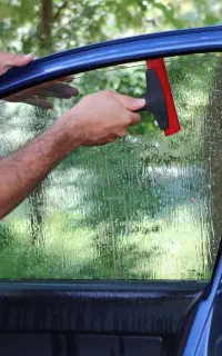 نصب شیشه دودی(به صورت سیار)