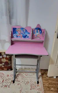 میز تحریر کودکانه