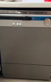 ماشین ظرفشویی الکترولوکس