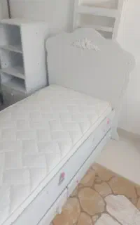 تخت کودک و نوجوان