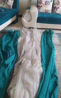 پرده سبز آبی