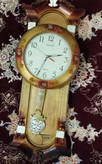 ساعت دیواری سالم