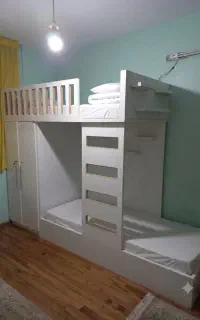تخت دو طبقه