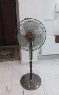پنکه ایستاده