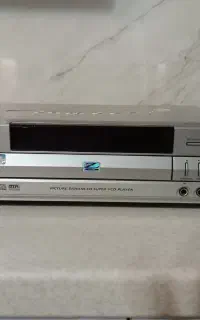 دستگاه پخش سی دی
