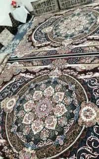 یک جفت قالی ۹ متری