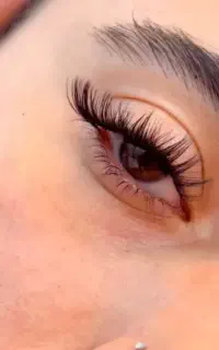 کاشت مژه لیفت ولیمنت مژه وابرو
